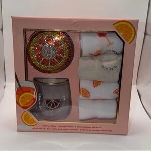 NEW Spritz Kit Moon Cake 3D Wine Glass Crystal Coaster and 4 Pairs of Socks